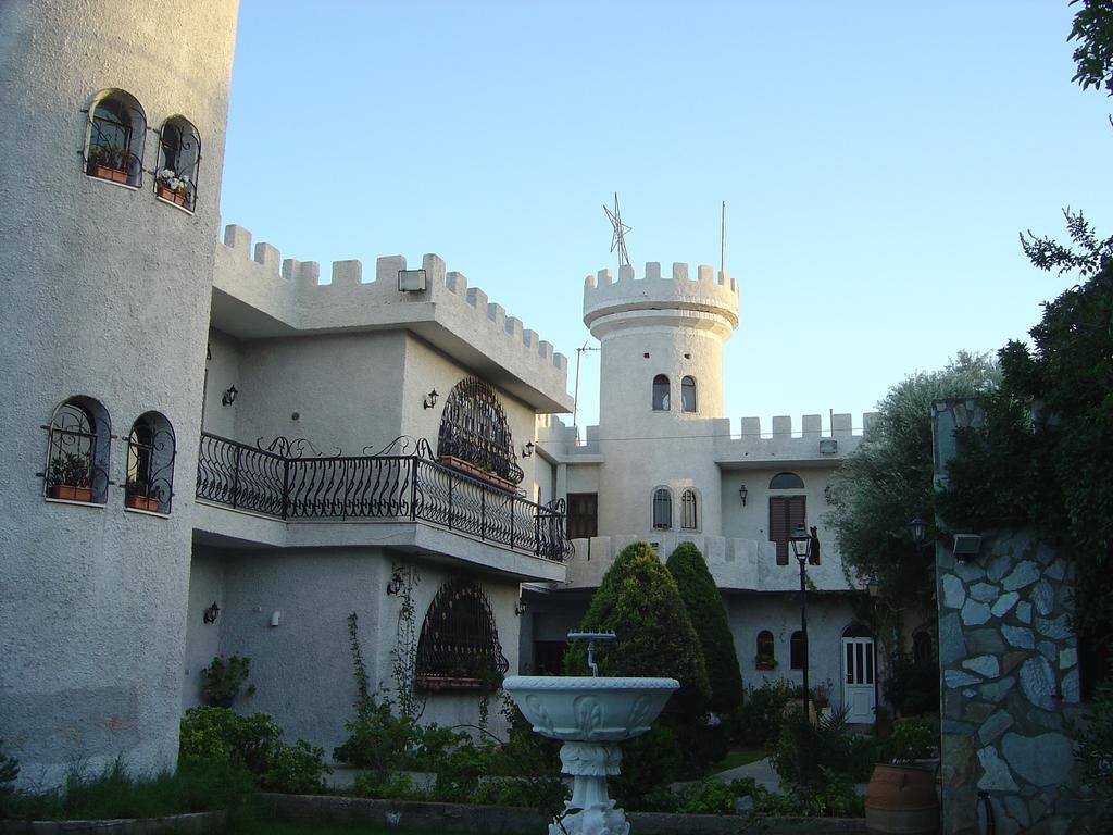 Castle By The Sea Villa Artemida  Buitenkant foto